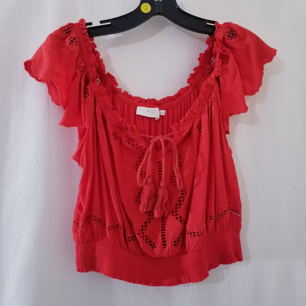 off shoulder top - Picture 3 of 14